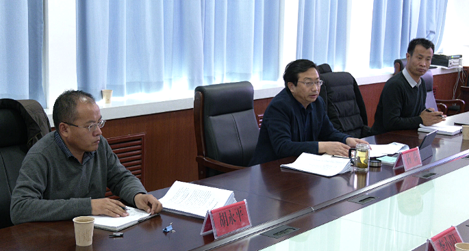 杨恭参加指导平川区发改局党组民主生活会